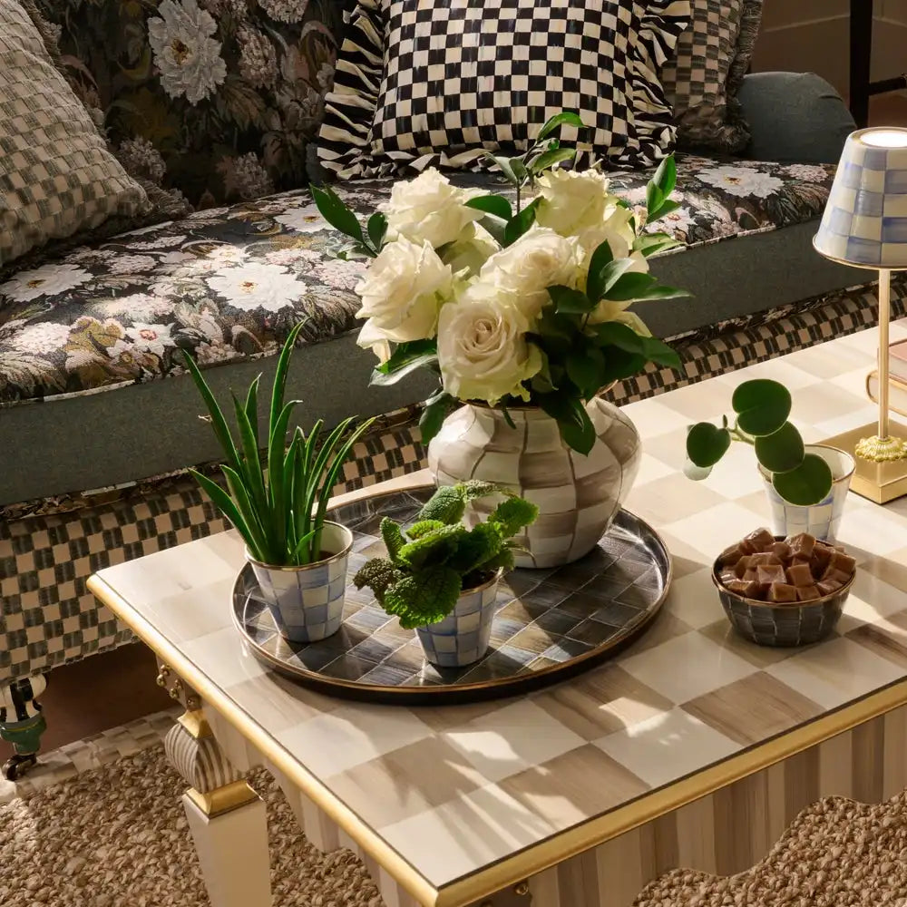 Sophisticheck Round Tray