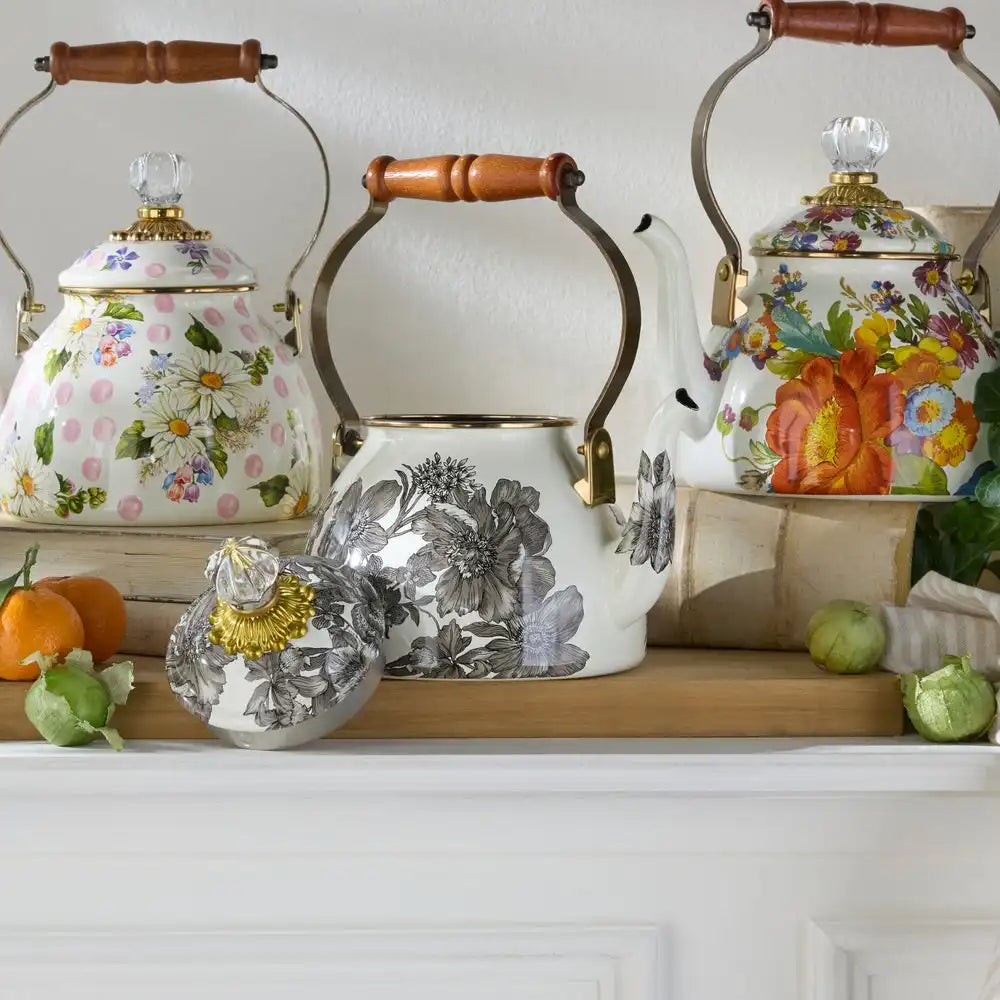 Rosy English Garden 2 Quart Tea Kettle