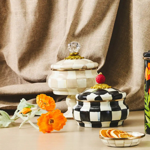 Courtly Check Curiosity Pot